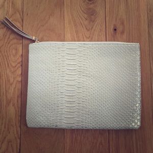 Stella & Dot NWOT All In Pouch